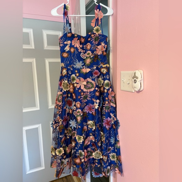Eliza J Floral Embroidered Appliqué Cocktail Dress. New with tags. - Picture 1 of 5